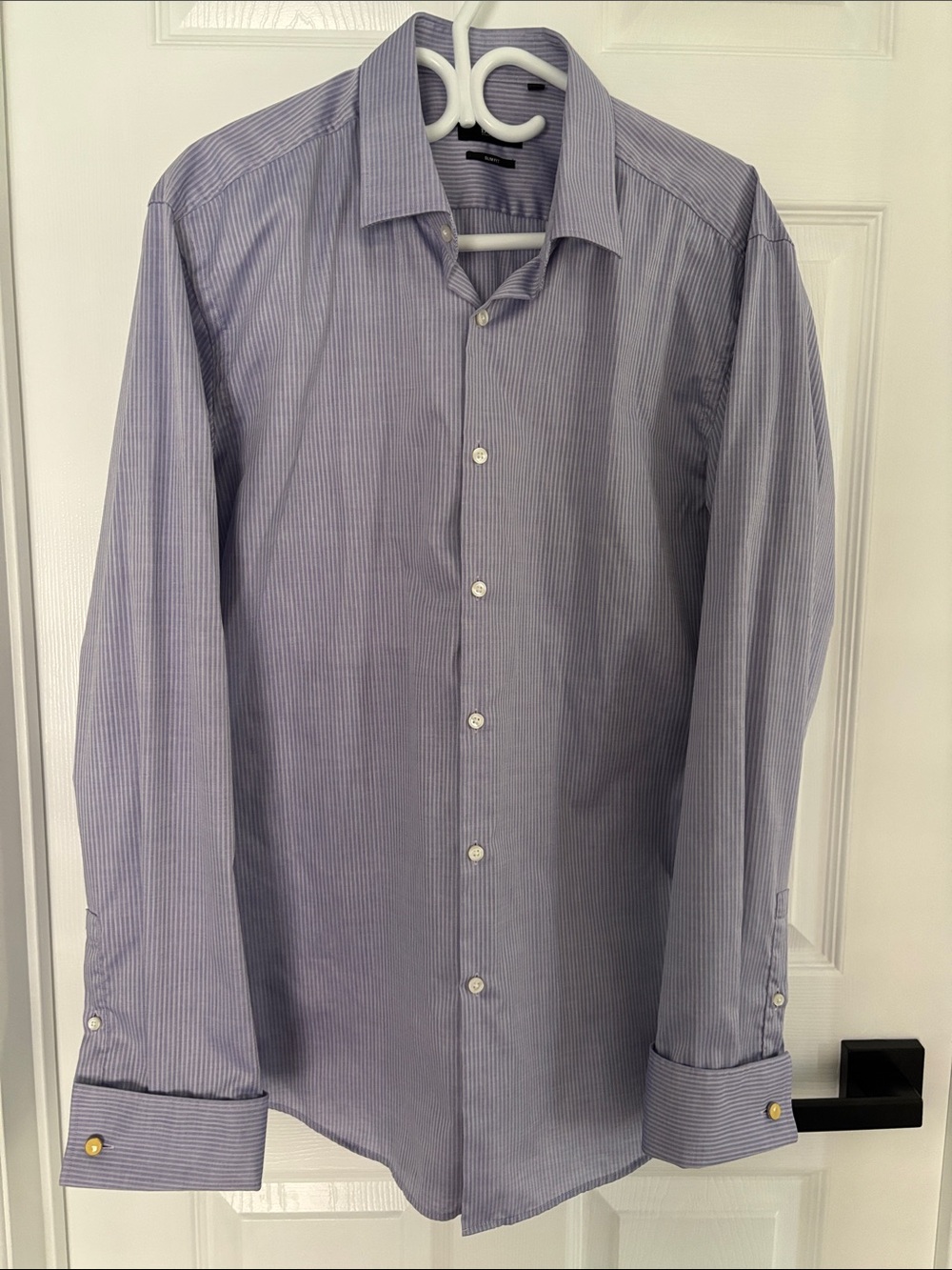 *LIKE NEW* BOSS Hugo Boss Slim Fit Men's Light Blue Pinstripe Dress Shirt